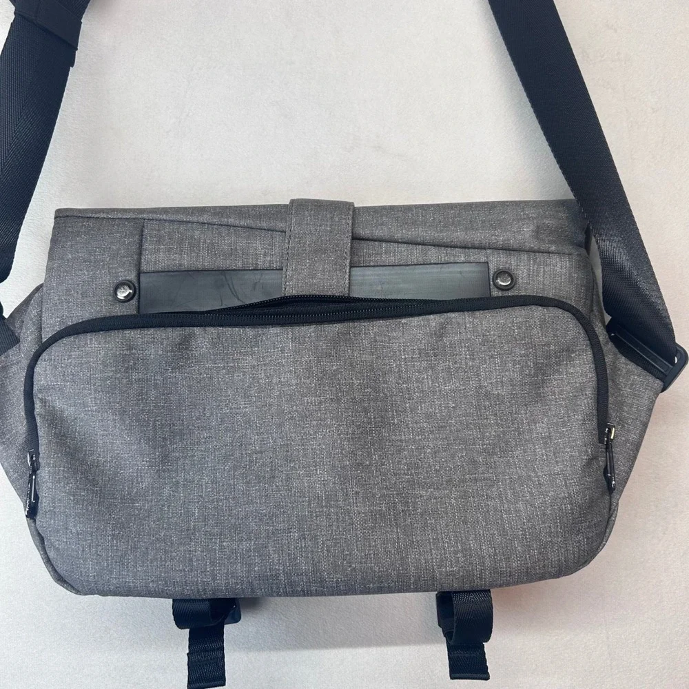 NIID Urbanature Radiant Urban Sling Bag Unisex Grey Techwear‎ Crossbody